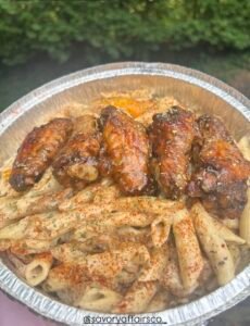 Lasagne pasta with fried wings